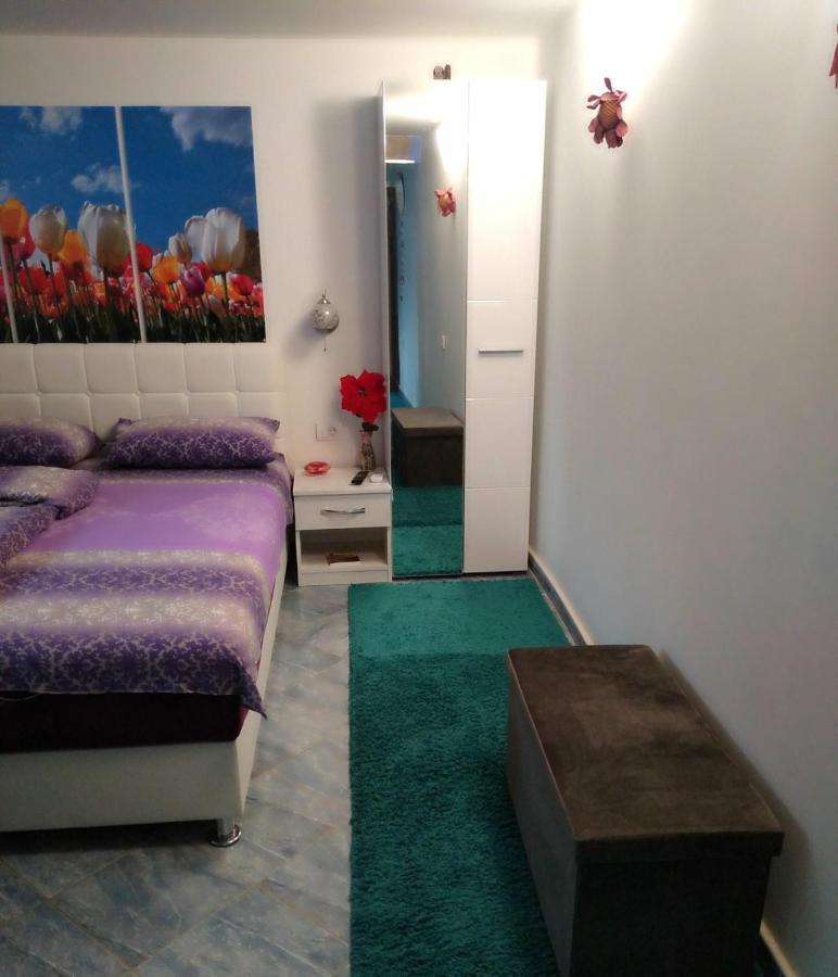 Apartment Voortex Требине Екстериор снимка