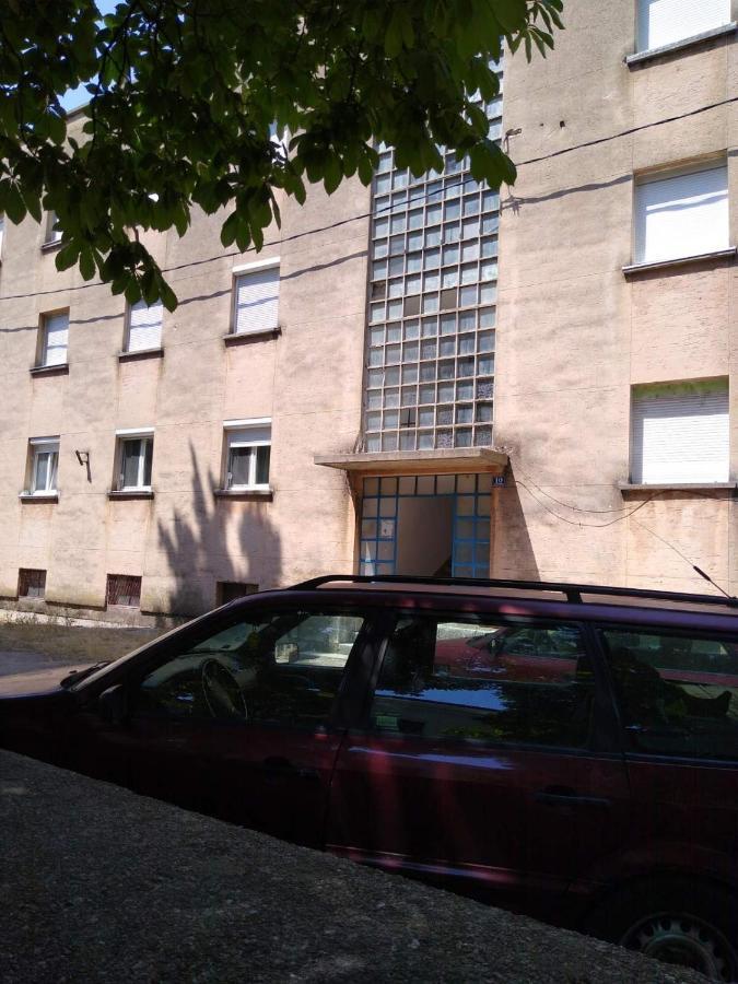 Apartment Voortex Требине Екстериор снимка