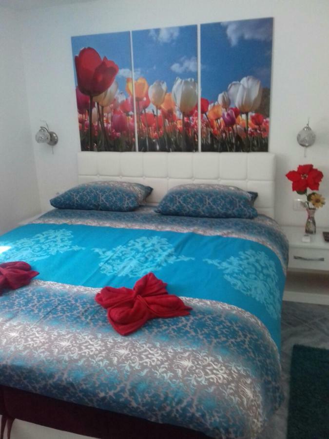 Apartment Voortex Требине Екстериор снимка